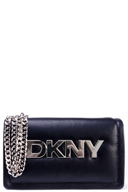 Сумка-клатч женская DKNY